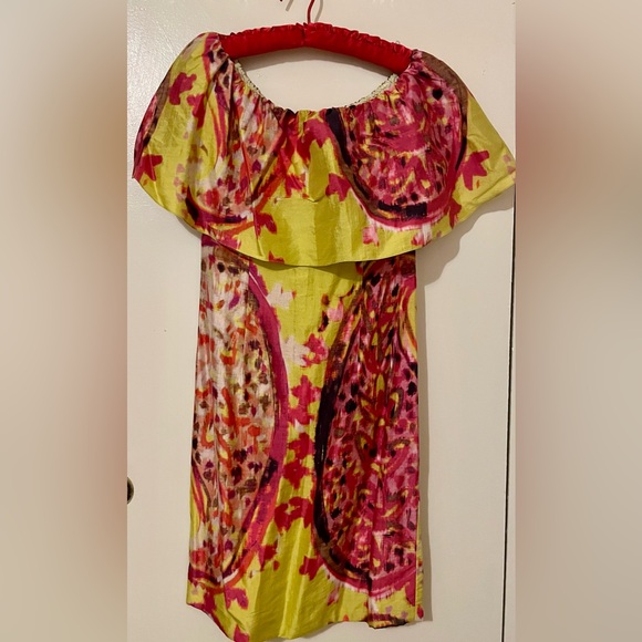 Colorful dress - Picture 2 of 3